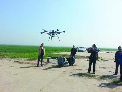 大氣監(jiān)測也能用到無人機(jī)?是如何操作的?(圖1) 大氣監(jiān)測也能用到無人機(jī)?是如何操作的?(圖1)