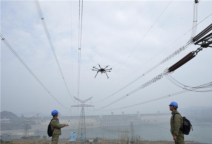 千里眼工業(yè)無人機(jī)在電力巡檢中發(fā)揮優(yōu)勢(shì)(圖2)