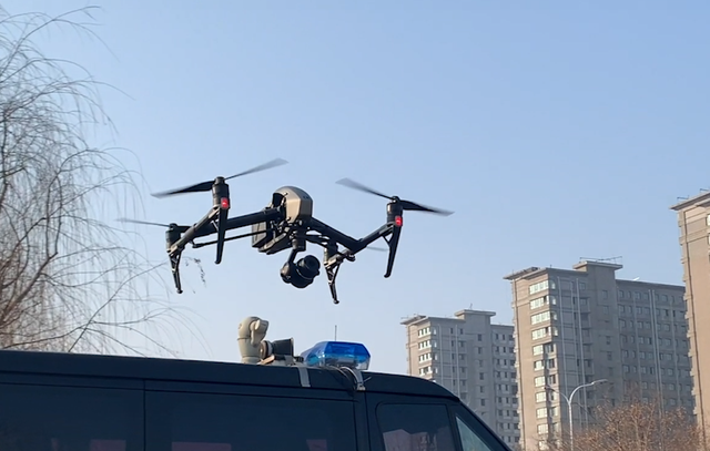 科學(xué)防疫 | 無人機(jī)在疫情常態(tài)化防控方面的新應(yīng)用(圖1) 科學(xué)防疫 | 無人機(jī)在疫情常態(tài)化防控方面的新應(yīng)用(圖1)